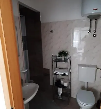 Vikula Apartment